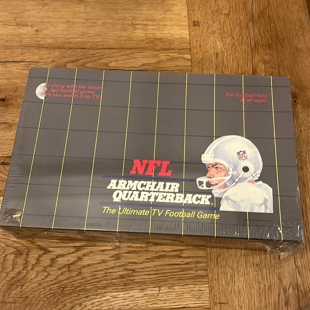NEW vtg NFL TV football board game Quarterback